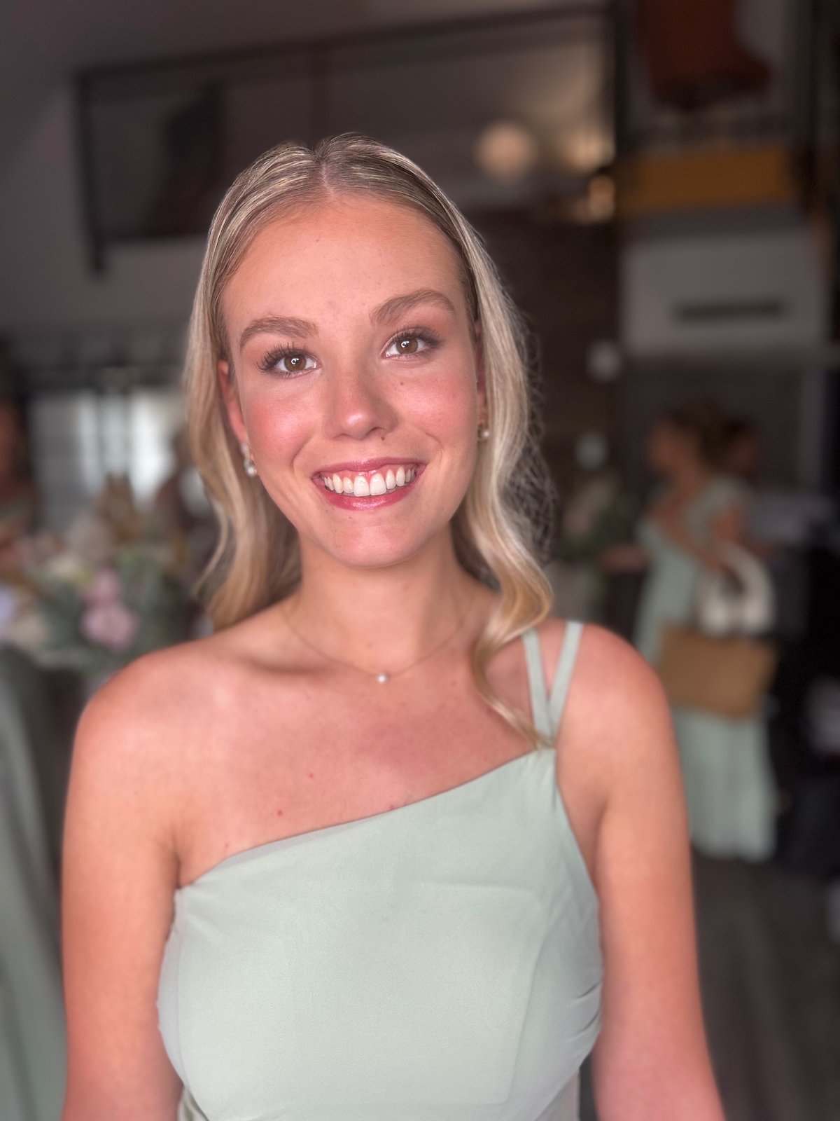 Wedding makeup — Véronique Grenier